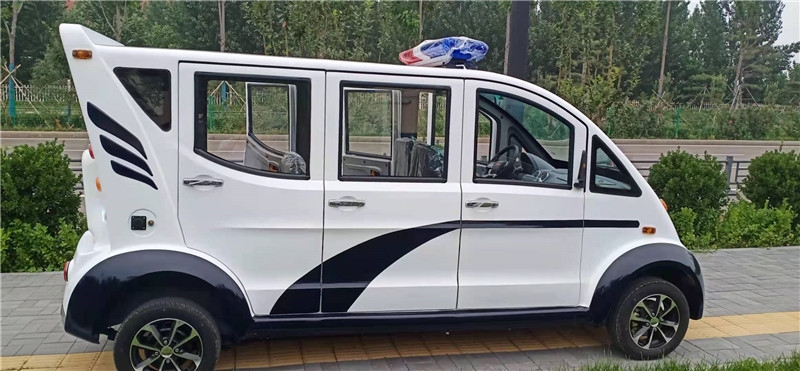 贺兰警用巡逻车